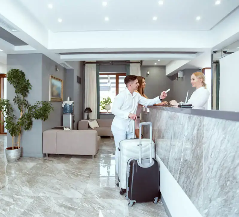 Salesforce para Hoteles y Transporte